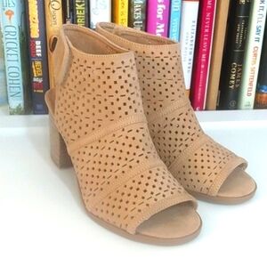 SELF ESTEEM TAN BLOCK HEEL OPEN TOE SLINGBACK MULE SANDALS SIZE 7 NWT
